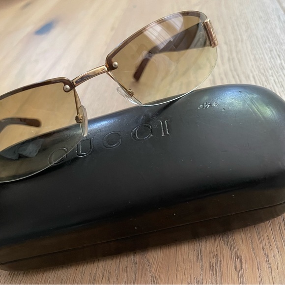 Gucci sunglasses - Picture 2 of 6